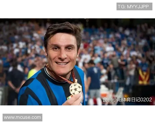 足球巨星的辉煌历程与传奇瞬间全景揭秘